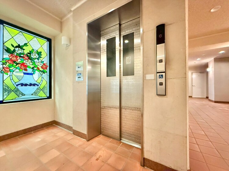 その他 エレベーター完備のため荷物が多くなっても安心。