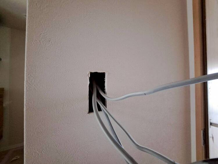 その他 見やすい画面で操作しやすい給湯パネル。