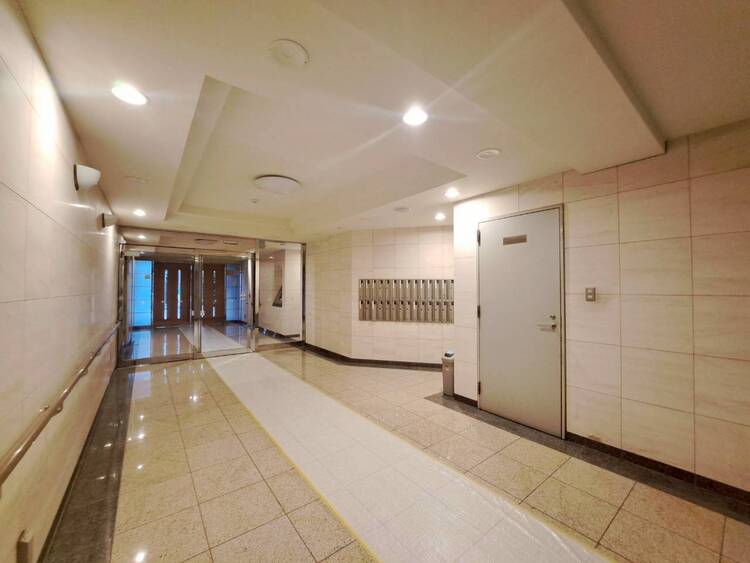 その他 館内は静寂な中が保たれており、管理が行き届いている印象を受けました。