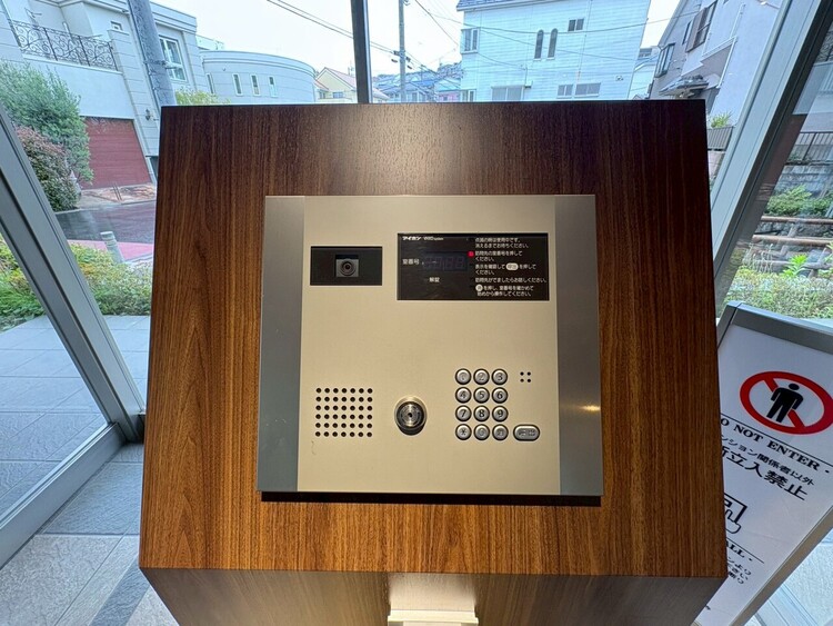 その他 オートロックついていますので、セキュリティ面でも安心です。