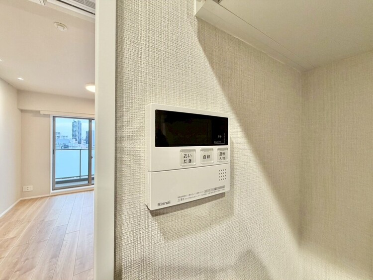 その他 見やすい画面で操作しやすい給湯パネル。