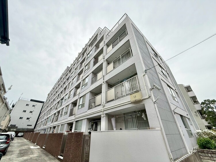 その他 飽きのこないシンプルモダンな外観です。