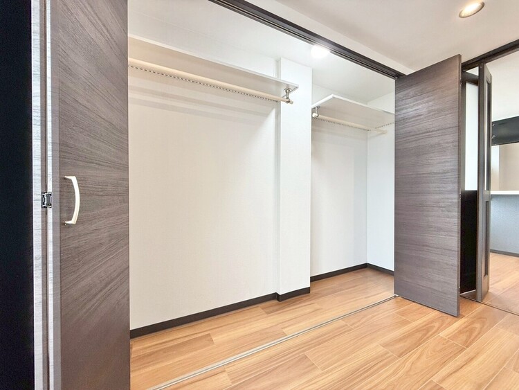 その他 収納スペースが付いていて、お部屋を広く使っていただけます。