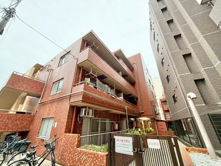 その他 飽きのこないシンプルモダンな外観です。