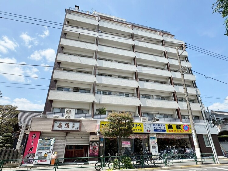 その他 飽きのこないシンプルモダンな外観です。