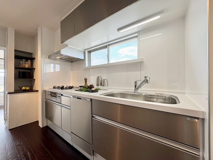 その他 使いやすくスタイリッシュなキッチン空間になっております。