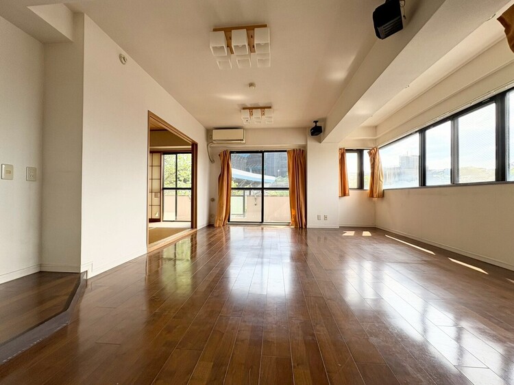 その他 シンプルな内装と偏り過ぎないデザインで統一しました。