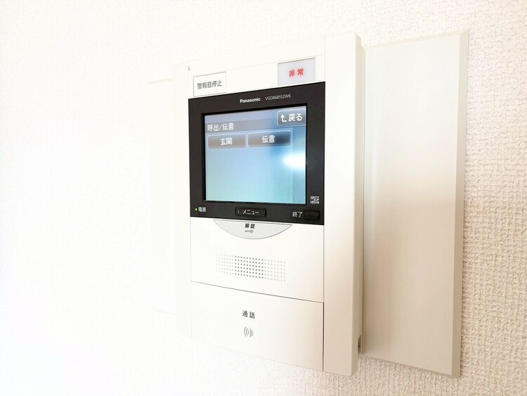 その他 誰が来てもわかる様にモニター付きインターホンを設置。