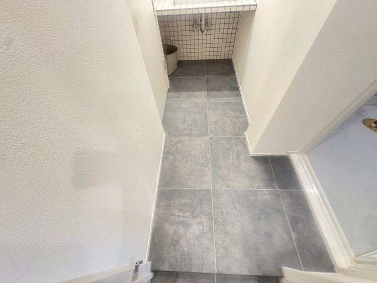 その他 十分な広さの脱衣所。