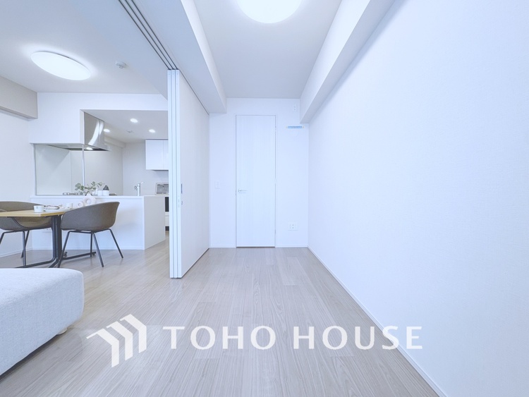 内装 【PRIVATE ROOM】◆プライベートな時間◆最高な暮らしにはこの空間が必要。家族のふれあいも大切にしつつ、自分の空間も大切にしたい。