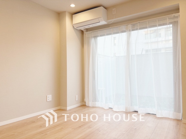 内装 【LIVING】◆扉を◆開くとこの景色。家族の”おかえり”の声が聞こえてきそう。