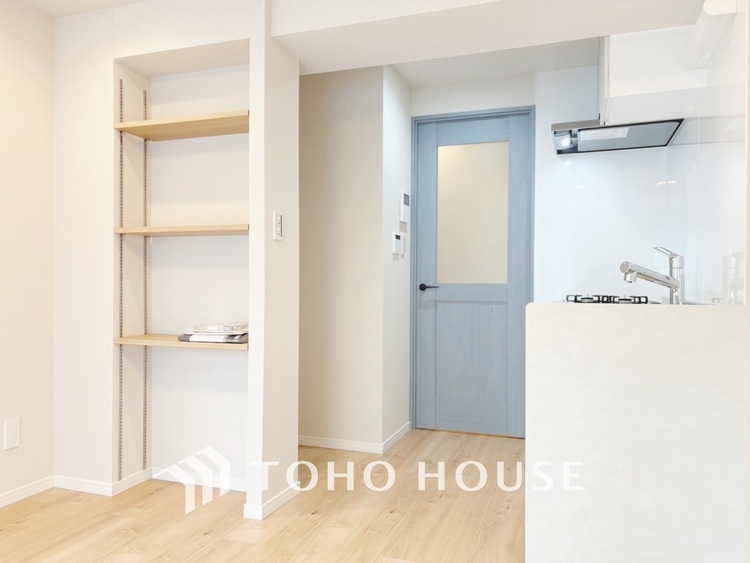 内装 【LIVING】◆simple is best◆無駄のない綺麗なつくりのリビングルームであなただけの暮らしを。