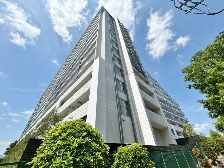 その他 飽きのこないシンプルモダンな外観です。