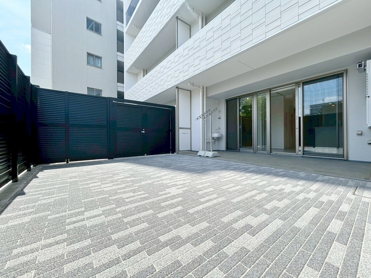 その他 朝の澄んだ空気や、夕方に吹く清々しい風を感じられるバルコニー。