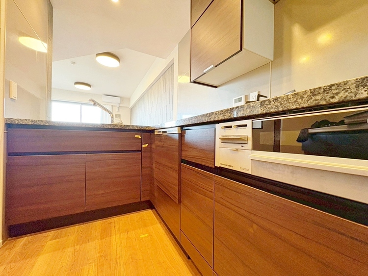 その他 開放感のあるキッチンスペース。調理をしながら、会話も弾みそうですね。