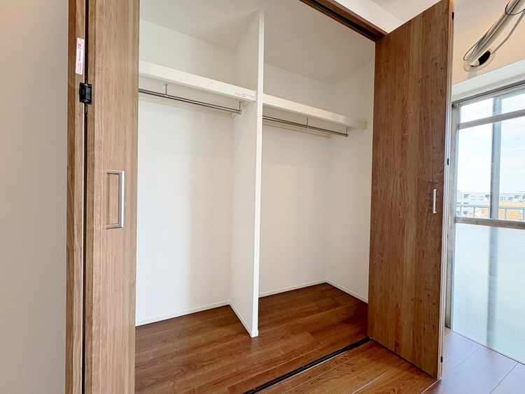 その他 収納スペースが付いていて、お部屋を広く使っていただけます。