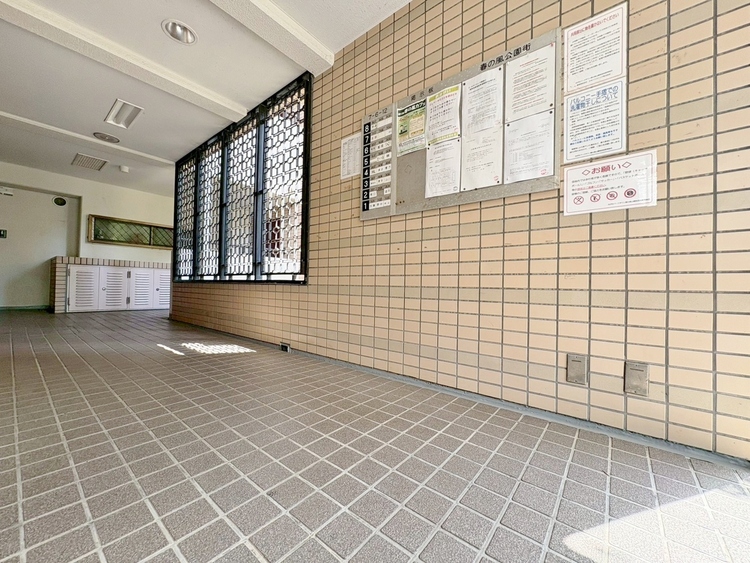 その他 館内は静寂な中が保たれており、管理が行き届いている印象を受けました。