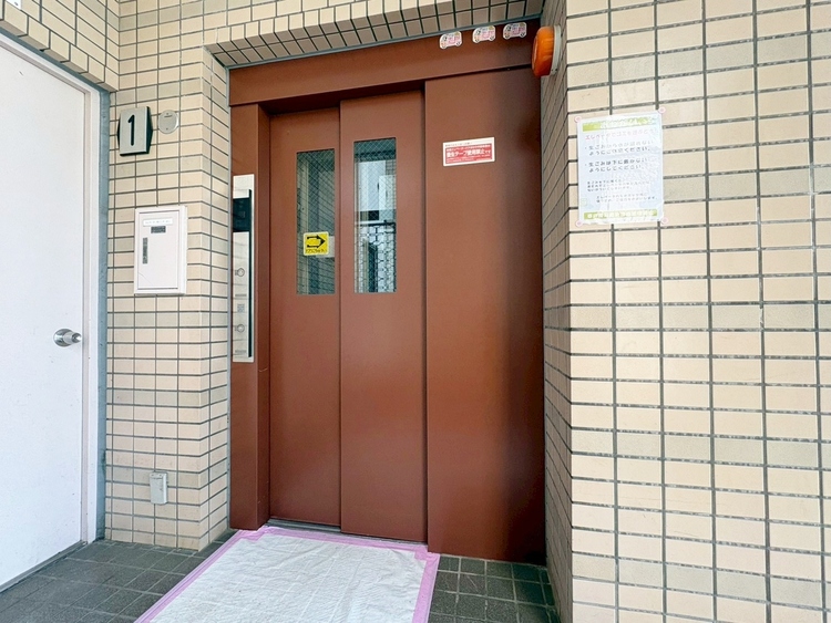 その他 エレベーター完備のため荷物が多くなっても安心。