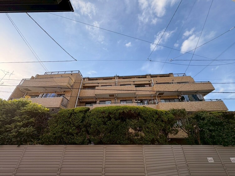 その他 飽きのこないシンプルモダンな外観です。