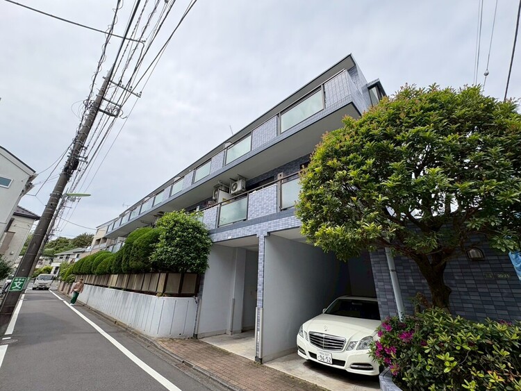 その他 飽きのこないシンプルモダンな外観です。