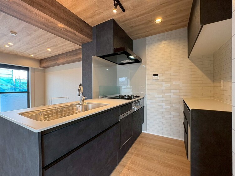 その他 開放感のあるキッチンスペース。調理をしながら、会話も弾みそうですね。