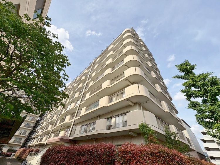 その他 飽きのこないシンプルモダンな外観です。