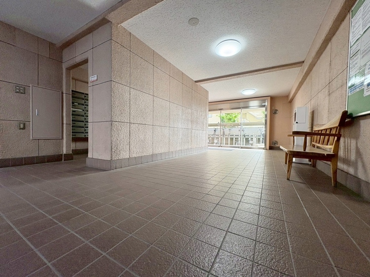 その他 館内は静寂な中が保たれており、管理が行き届いている印象を受けました。