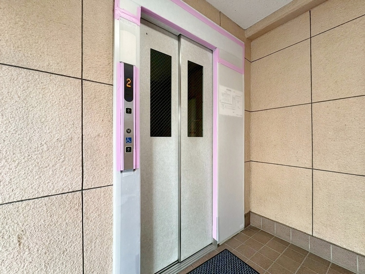 その他 エレベーター完備のため荷物が多くなっても安心。