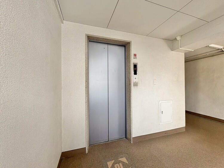 その他 エレベーター完備のため荷物が多くなっても安心。