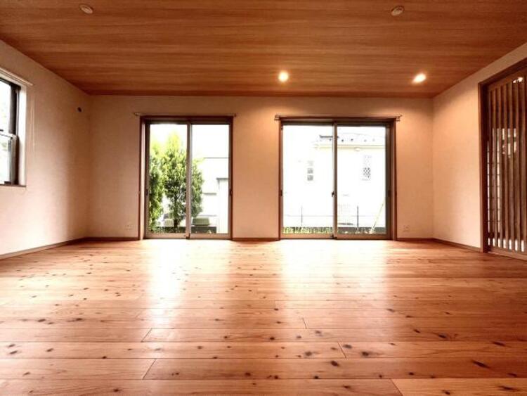 居間 【2025年5月撮影】