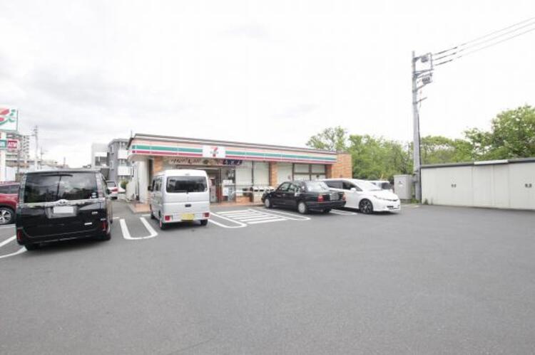 周辺 セブンイレブン相模原上鶴間本町6丁目店まで約148ｍ