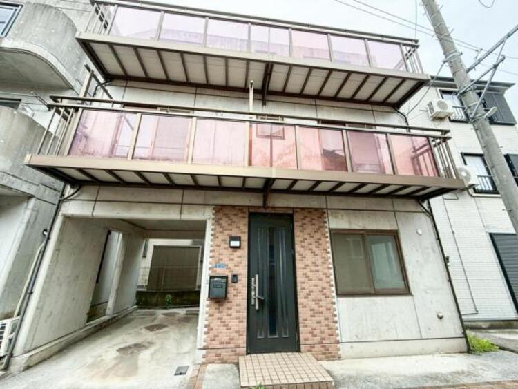 外観 この場所でよかったと心から言える立地と環境がここにあります！日々過ごす中で感じる喜びはプライスレス！今〜未来どのタイミング、どの世代でも快適に過ごすことができる場所は何事にも代えがたい贅沢です！！ 