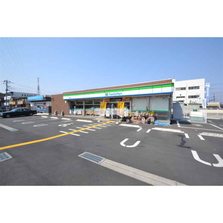 周辺 ファミリーマート入間扇町屋店(約350m)