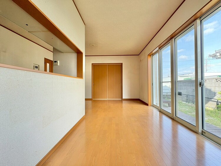 居間 豊かな居住性と、安心感を満たすクオリティが見事に調和した住空間。