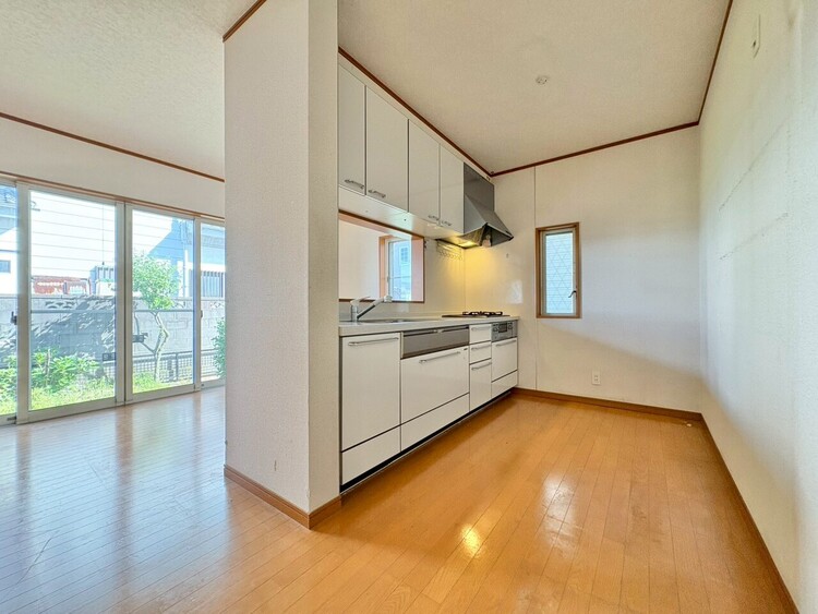 キッチン 洗練されたスタイリッシュなデザイン性と使いやすさを備えた仕様。