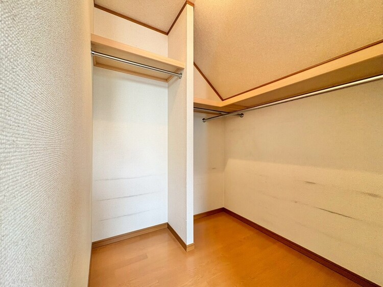 収納 居室にはクローゼットがあり、荷物もスッキリ収納して快適にお過ごしいただけます。