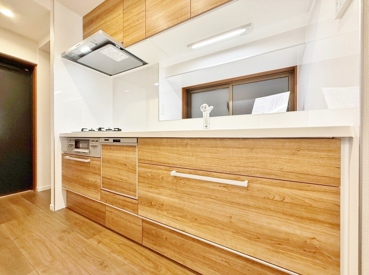 キッチン 洗練されたスタイリッシュなデザイン性と使いやすさを備えた仕様。