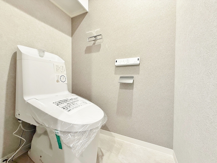 トイレ 暮らしの中のさりげないひとときの快適さにも、こだわりを、持って設備を配しております。