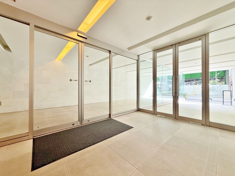 エントランス エントランスは、毎日の行き帰りで使う大事な空間です。