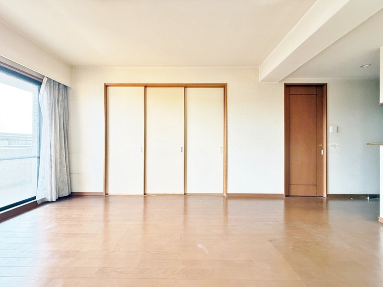 居間 豊かな居住性と、安心感を満たすクオリティが見事に調和した住空間。