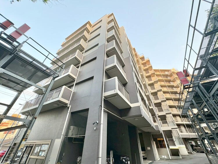 外観 ライフプランニングからローンまで、一貫してご説明させていただきます。お気軽にお問い合わせくださいませ。