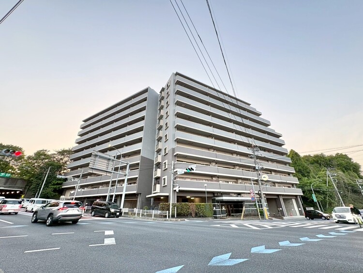 外観 現地に足をお運びいただいた際には、周辺散策などをお勧めいたします。