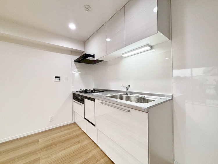 キッチン 洗練されたスタイリッシュなデザイン性と使いやすさを備えた仕様。