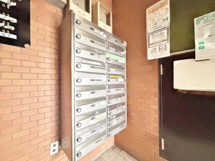 その他 郵便物を受け取るための郵便受けも、きちんと管理されています。