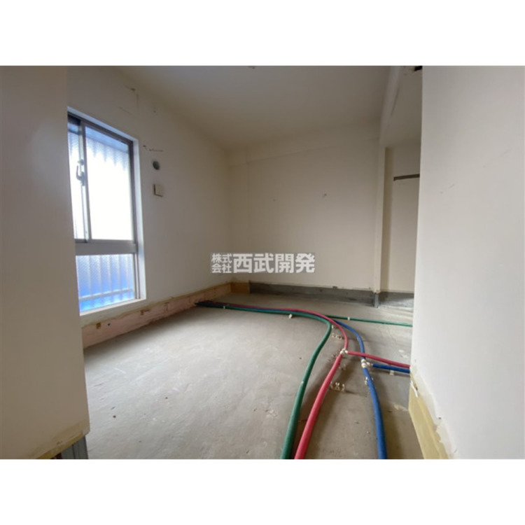 内装 リフォーム中