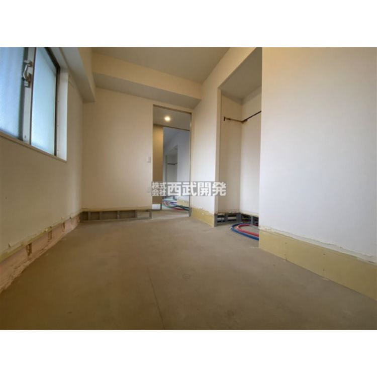 内装 リフォーム中