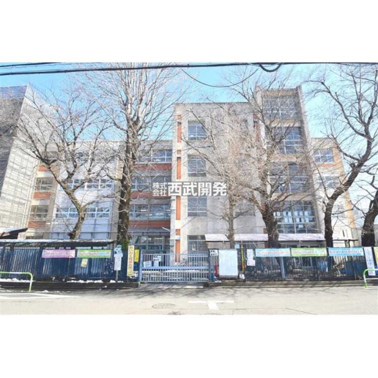 周辺 朝霞市立朝霞第六小学校(約750m)