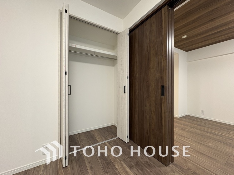 収納 居室　収納