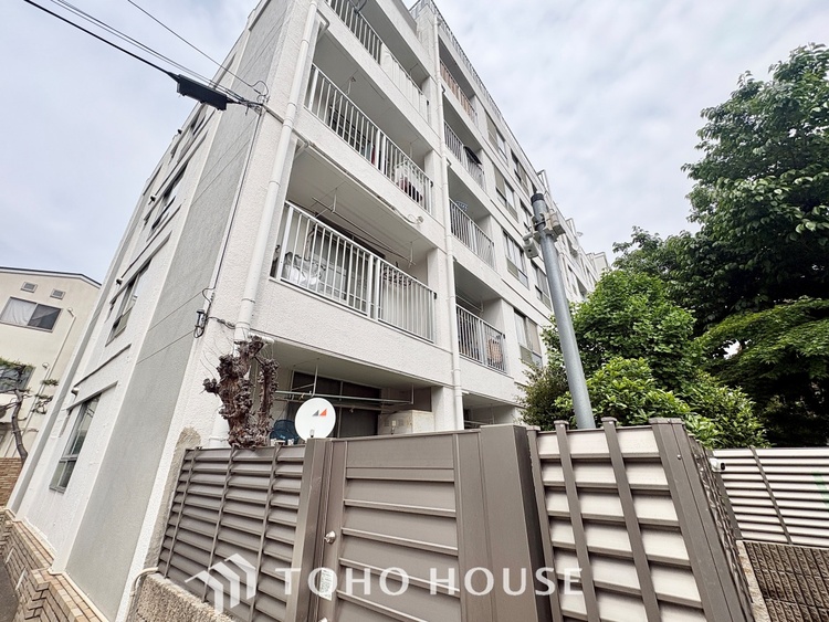 外観 ◆住む喜び、楽しさ、感動◆を君と共有したい。いつまでもずっと家族を見渡せるこの広い空間で。