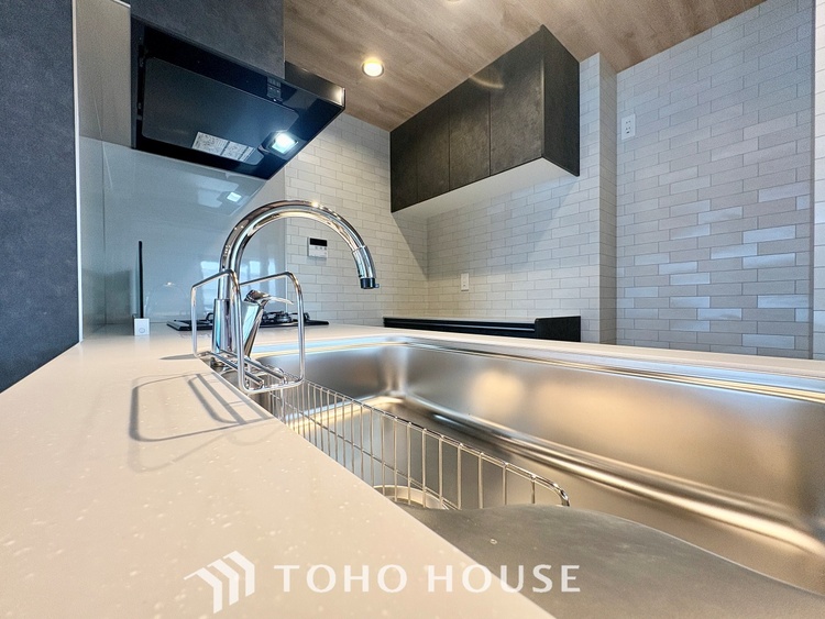 キッチン 【KITCHEN】◆Happy◆愛情たっぷりのお料理で家族にHappyを。システムキッチンがあなたをサポートしてくれます。